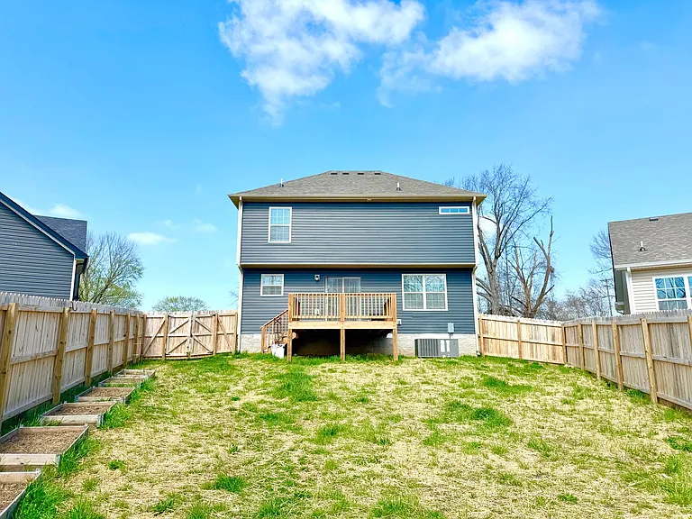 2662 Scott Dr — Photo 33