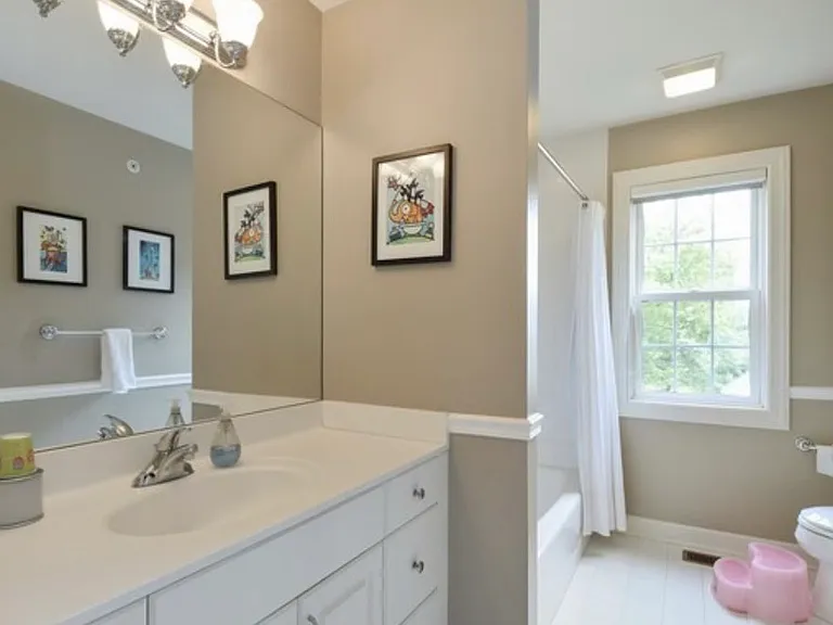 5393 Promontory Ln — Photo 12