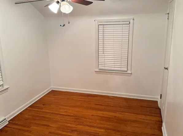 1330 Canterbury Ln, York, PA 17406