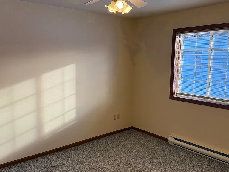 208 Bowman Ln #4 — Photo 14