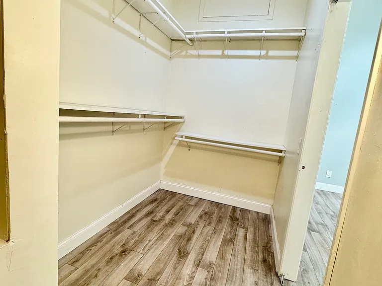 7770 Youngdale Way — Photo 11