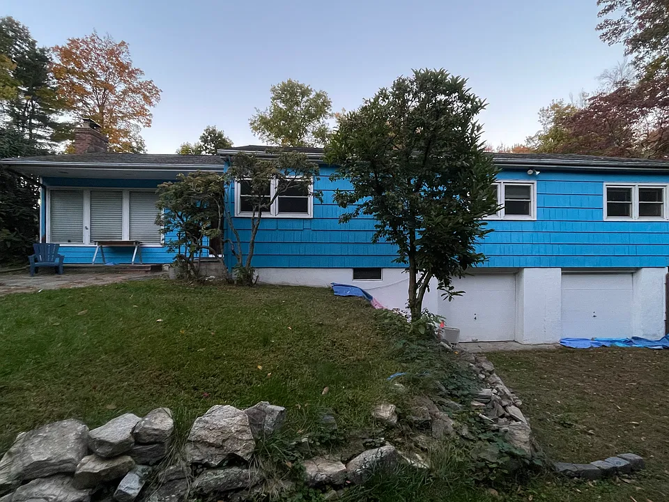 38 Drumlin Rd