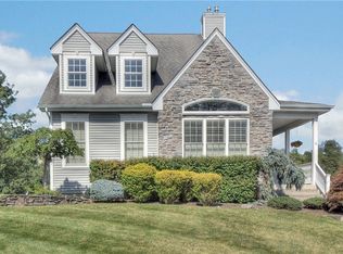 4 Ainsley Ct, Highland Mills, NY 10930