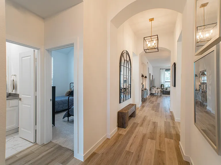 427 Boggy Belt Ln — Photo 6
