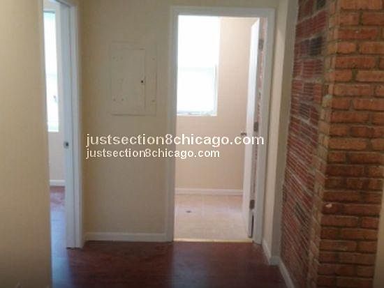 2nd image of 8045 S Manistee Ave APT 2