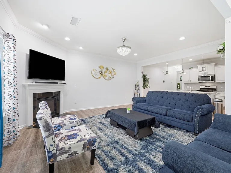 115 Crusaders Dr — Photo 10