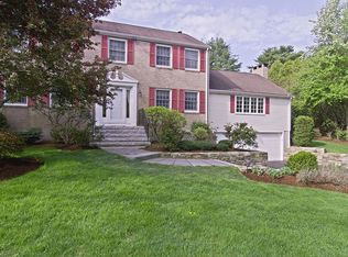 71 Donna Rd, Newton, MA 02459