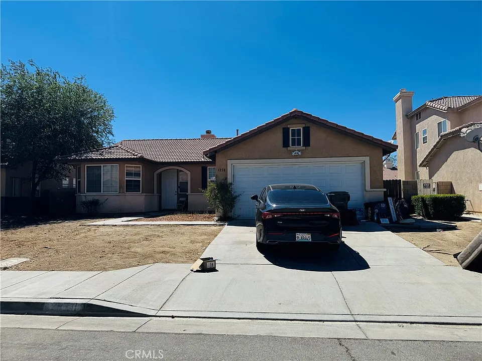 1238 W Avenue H7
