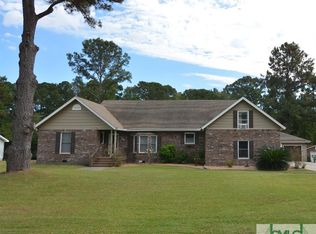 112 Lakeshore Dr, Savannah, GA 31419