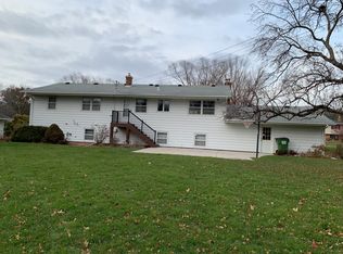 940 Brenner Ave, Saint Paul, MN 55113
