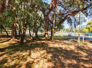 2360 NE Coachman Rd, Clearwater, FL 33765