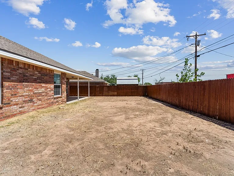 716 Duke Ave — Photo 22