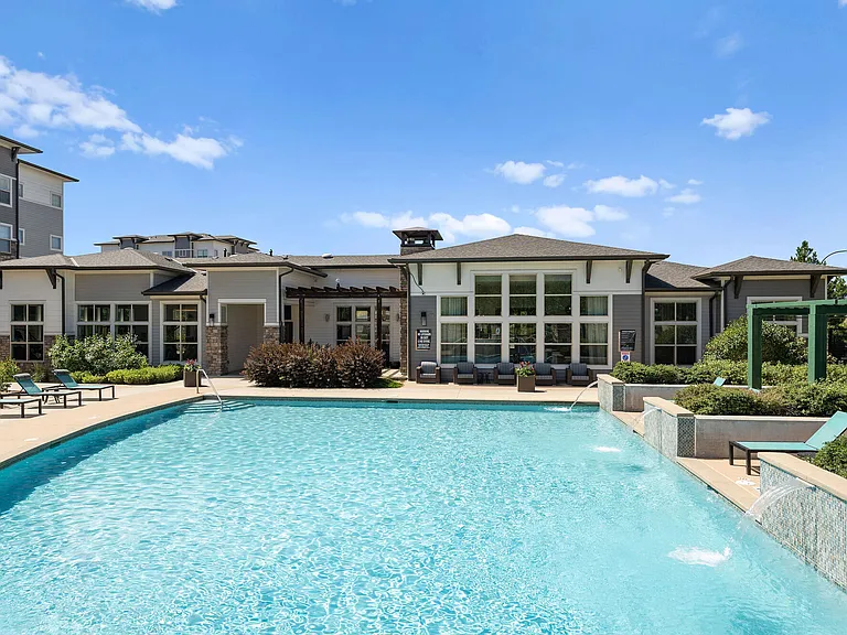 HiLine at Littleton Commons apartments community photo
