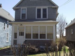 1306 W 1st St, Duluth, MN 55806