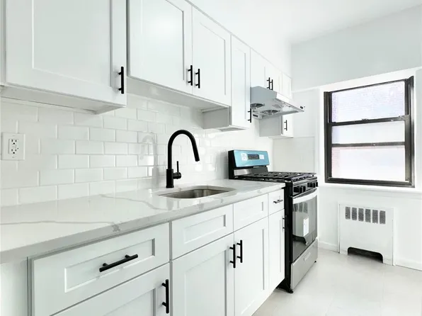 88-11 Northern Blvd #A610, Jackson Heights, NY 11372