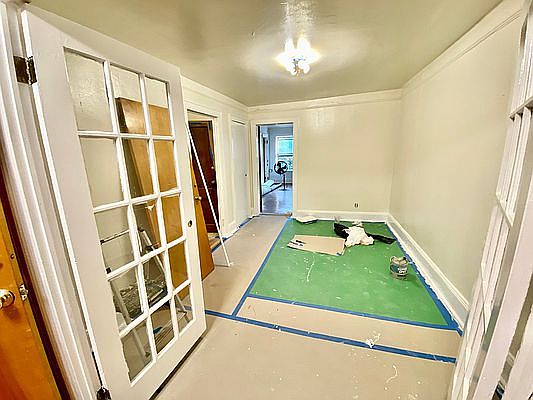 3rd image of 139 Union St #3