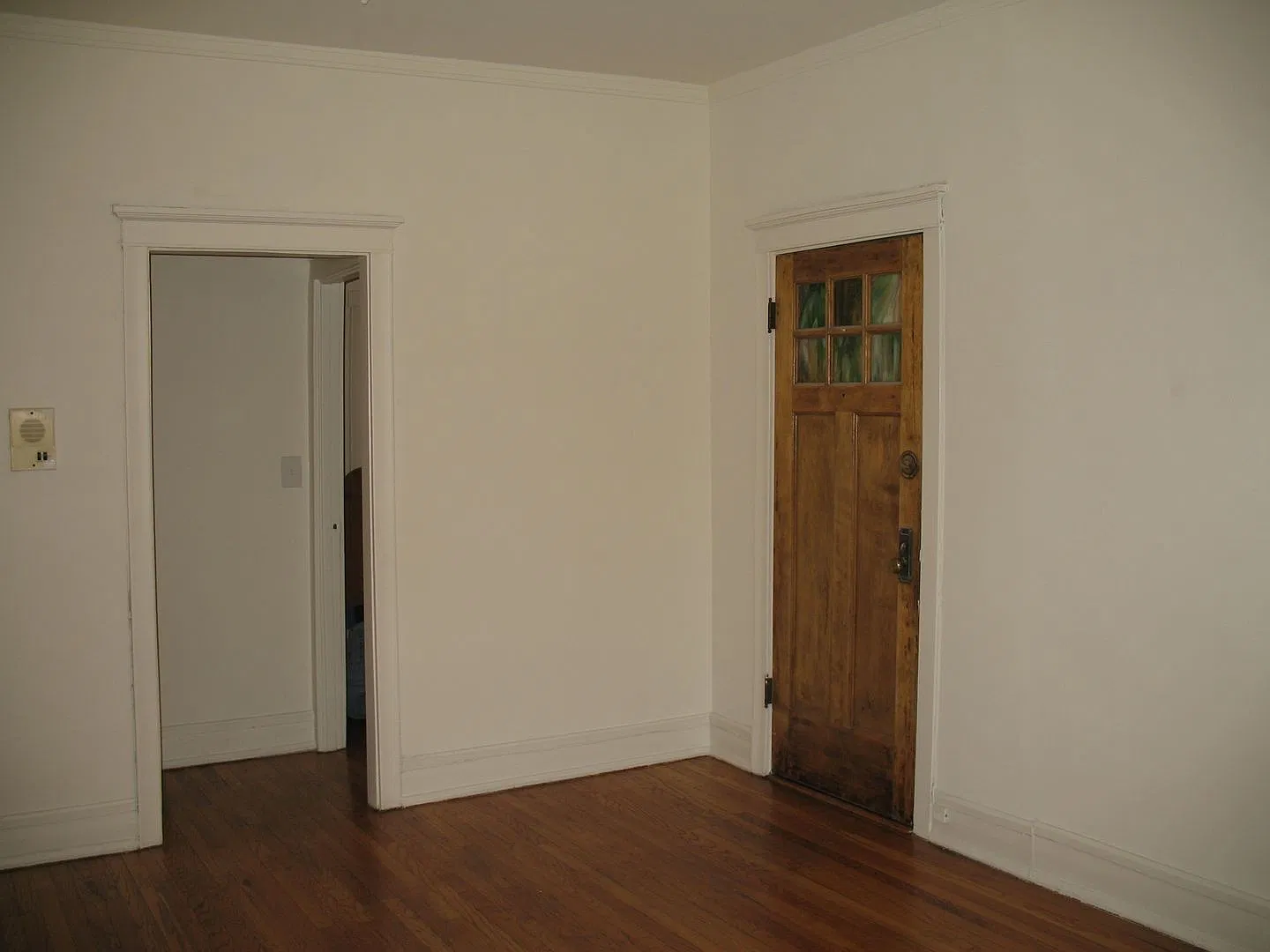 1 bed, 1.0 bath, 705 sqft, $2,200 — Photo 3