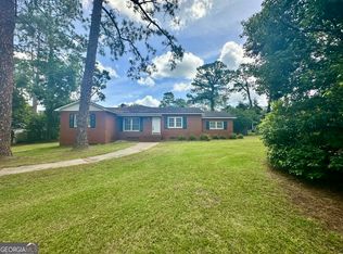 1812 Danora Dr, Waycross, GA 31501