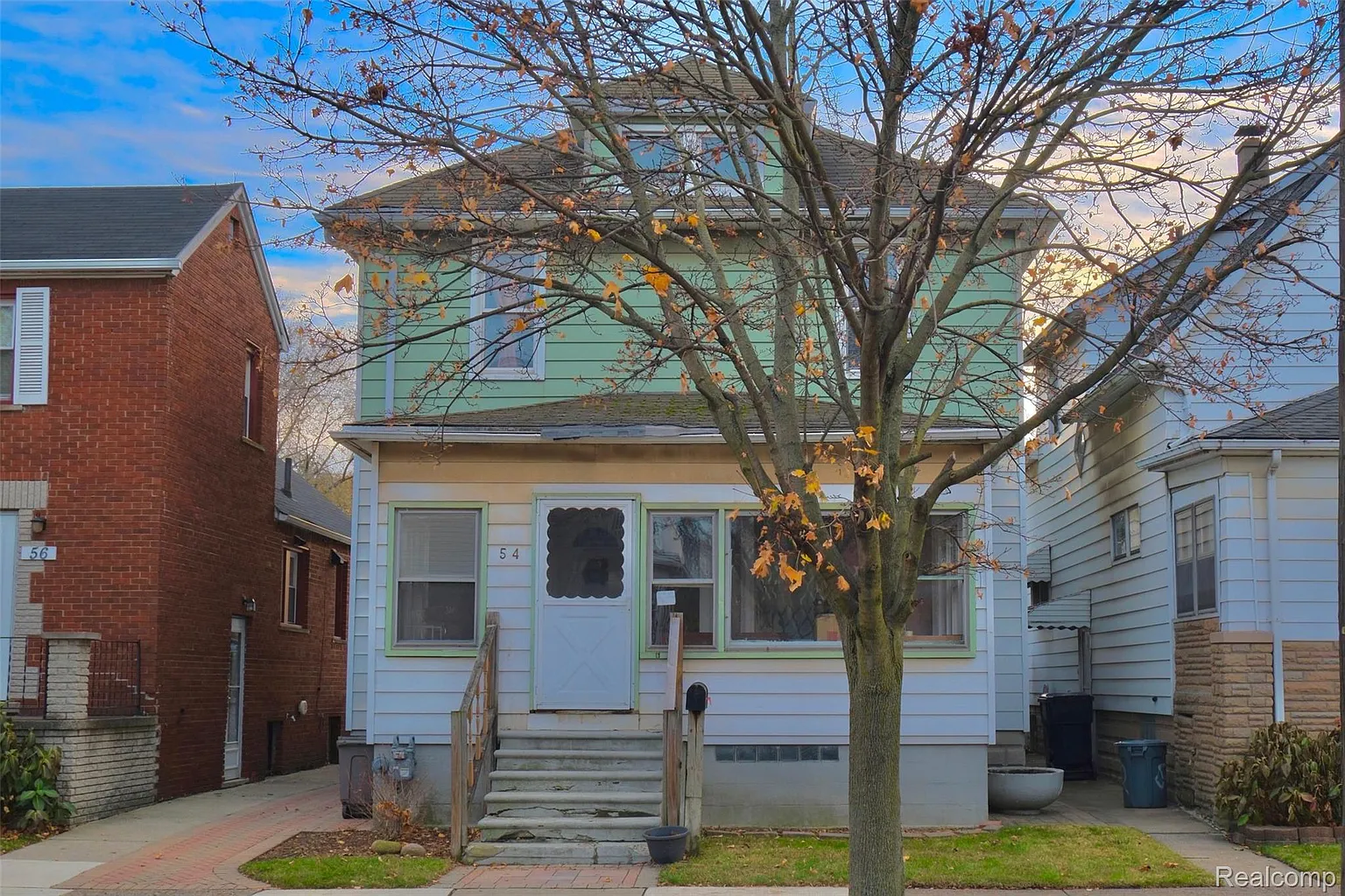 54 Abbott St photo 1