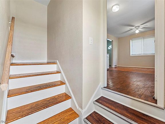 4th image of 8230 Crudele Dr #1