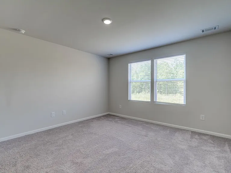 220 Ingleby Rd — Photo 21