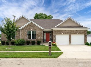 8523 Deergate Dr, Dayton, OH 45424