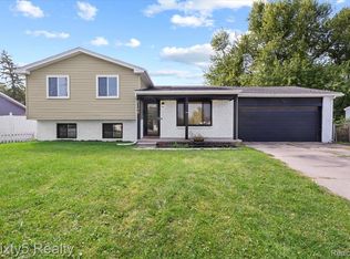 8348 N Dixie Hwy, Newport, MI 48166