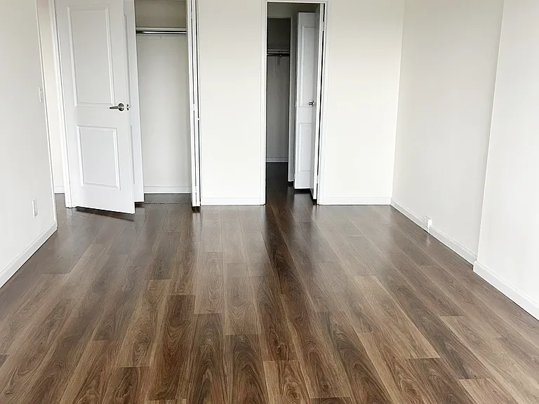 1600 Center Ave — Photo 12