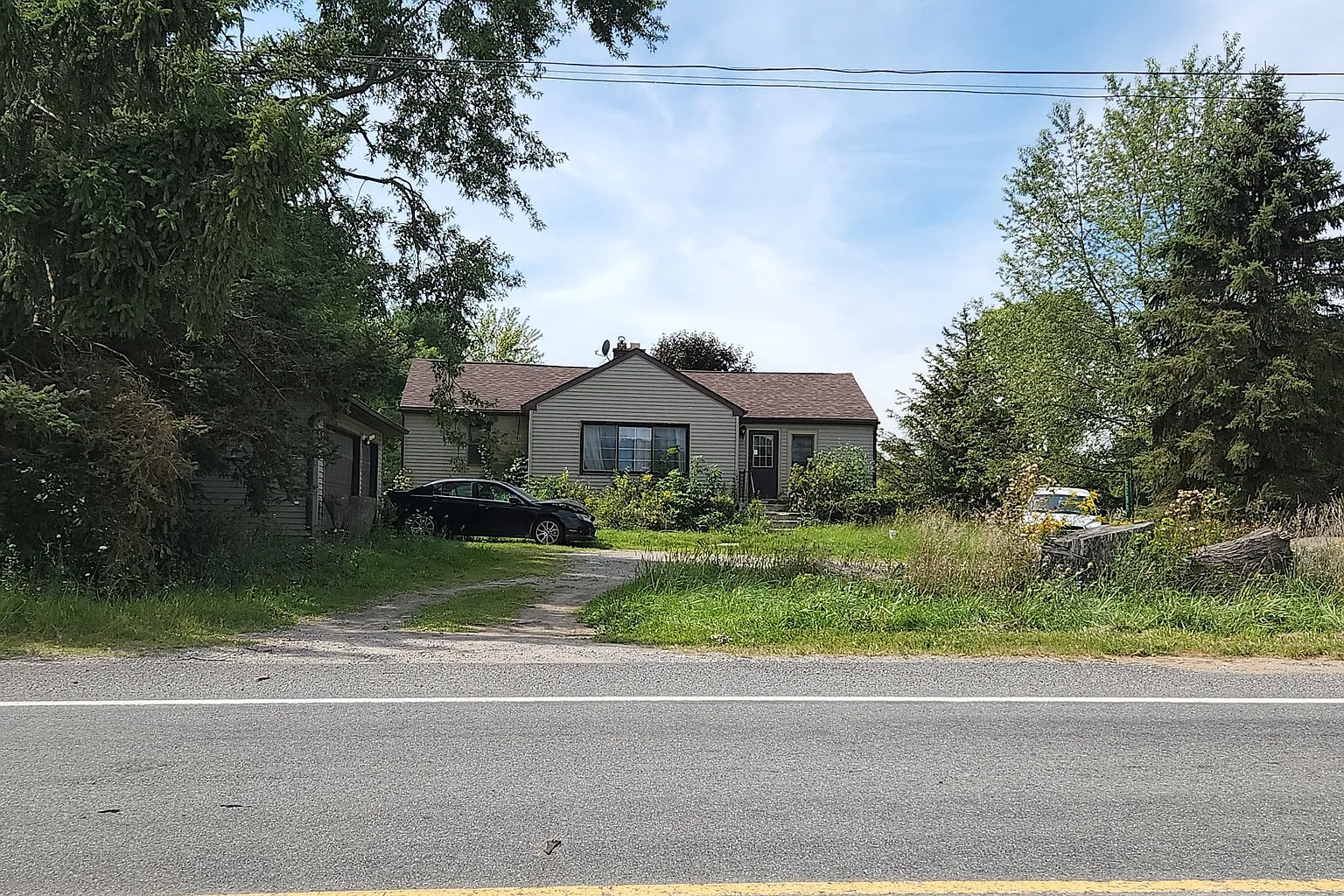 6289 Whitmore Lake Rd photo 1