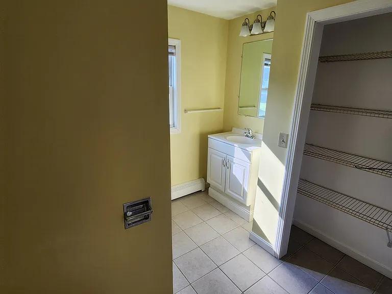 66 Dill St — Photo 17