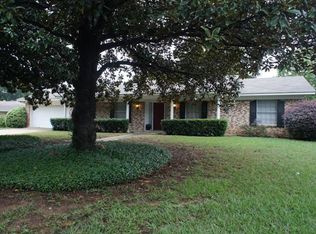 1500 Miami Dr, Longview, TX 75601