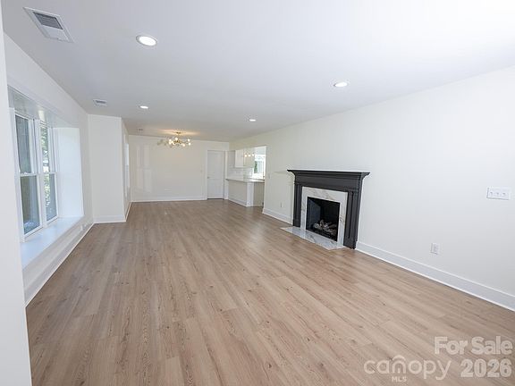 2nd image of 5306 Wales St