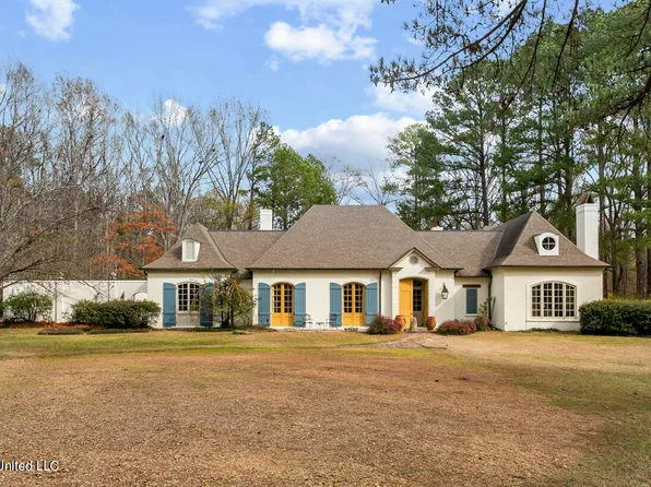 3 Little Creek Rd, Jackson, MS 39232