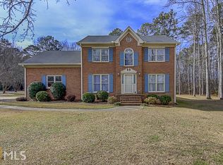 125 Courtland Dr, Fayetteville, GA 30215