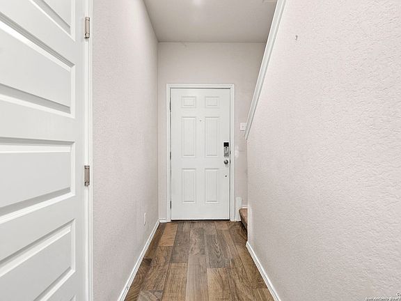 3rd image of 7727 Abbey Place