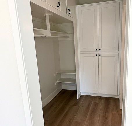 2nd image of 10101 Dakota Ave