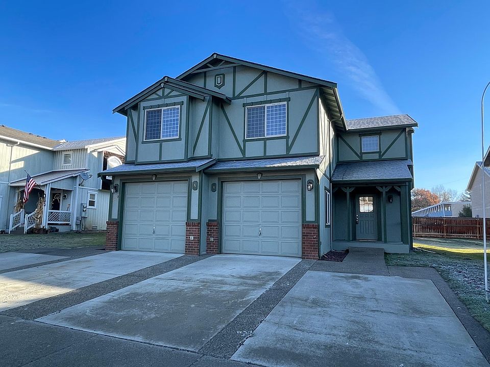 Ellensburg Townhouse with spacious open floor plan