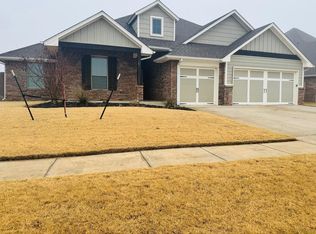 9137 NW 115th Ter, Yukon, OK 73099