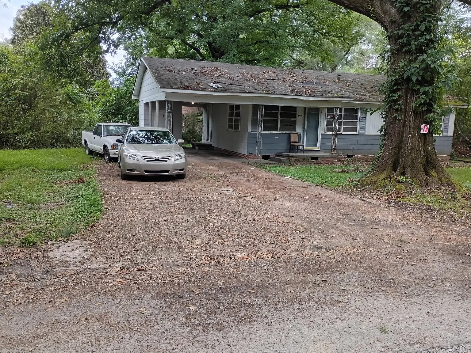 3 bed, $1,038 — Photo 1