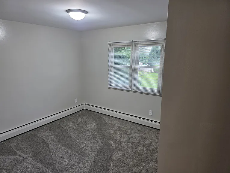 801 Lincoln Ave #6 — Photo 5