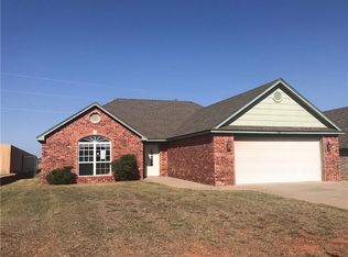 305 Maverick, Elk City, OK 73644