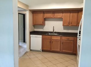 19251 Surrey Ln #46, Northville, MI 48167
