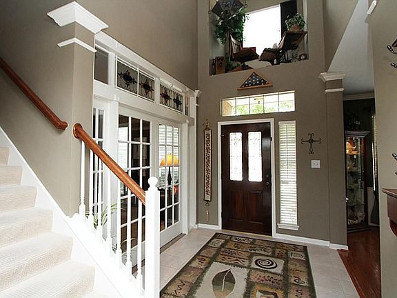 3rd image of 1718 Brightlake Way