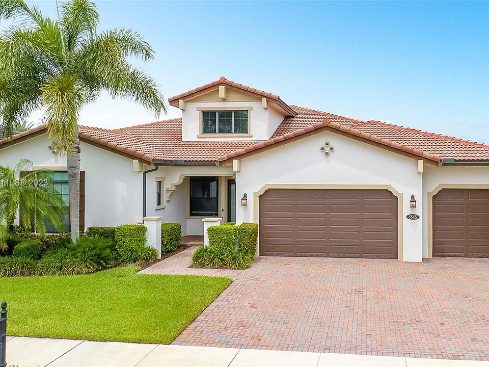 1st image of 8845 Watercrest Cir E