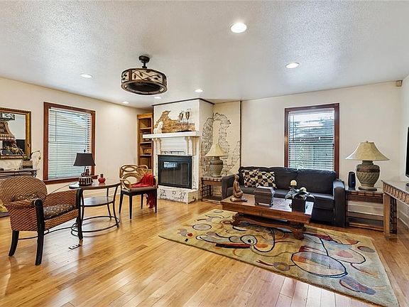 5th image of 600 Coffee St