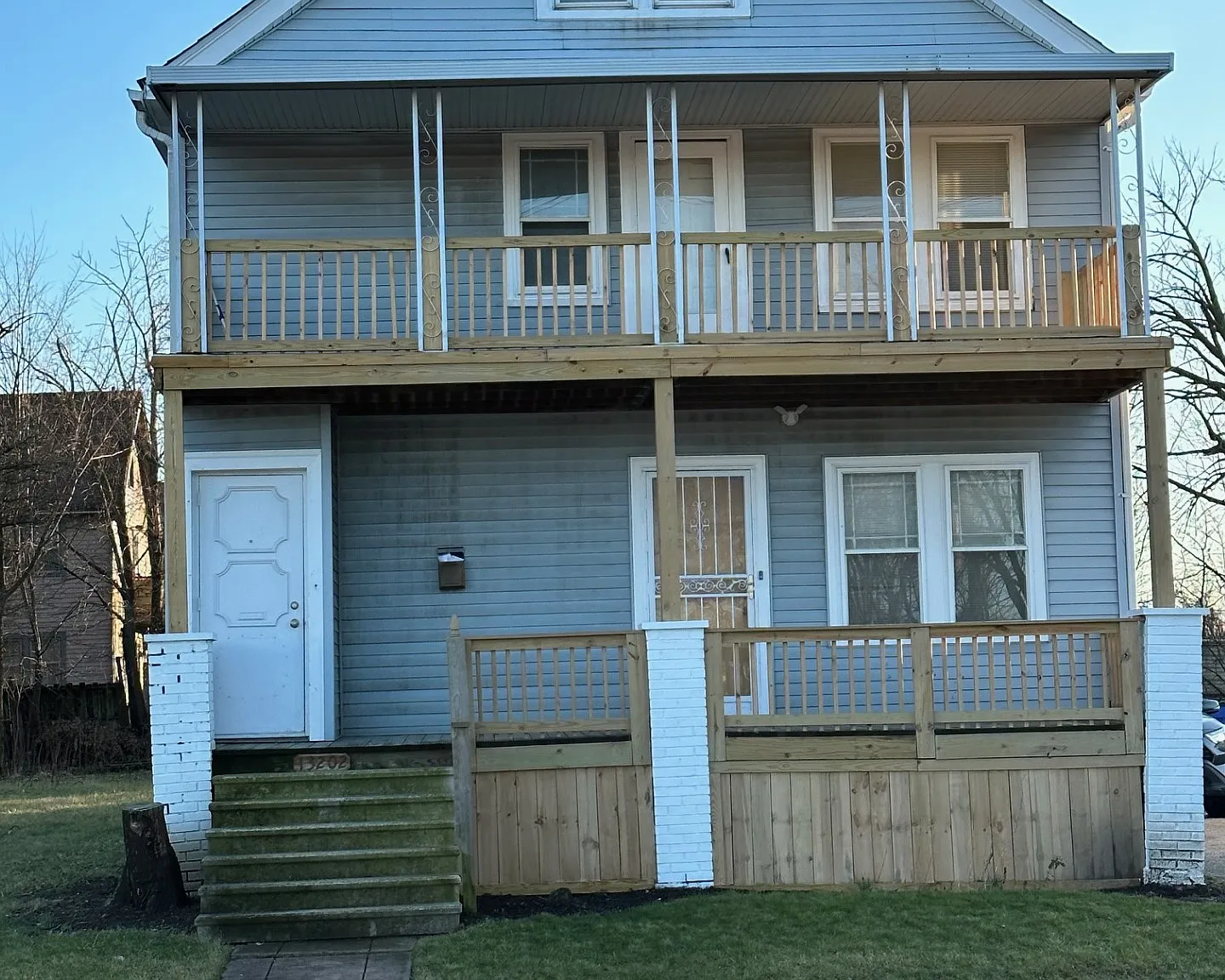 2 bed, 1000 sqft, $920 — Photo 1