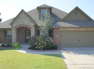 3236 E 146th St, Bixby, OK 74008