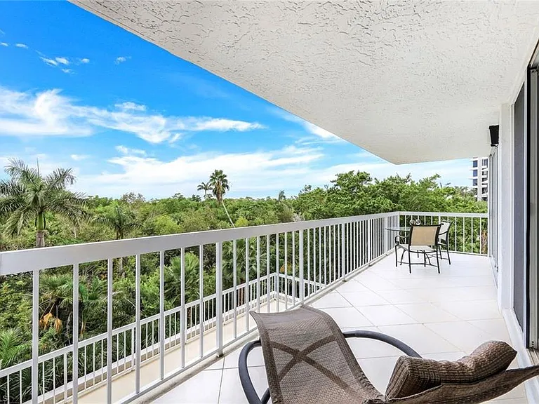 5501 Heron Point Dr #204 — Photo 15