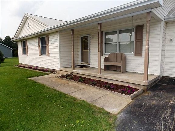 2nd image of 302 Wexford Pl