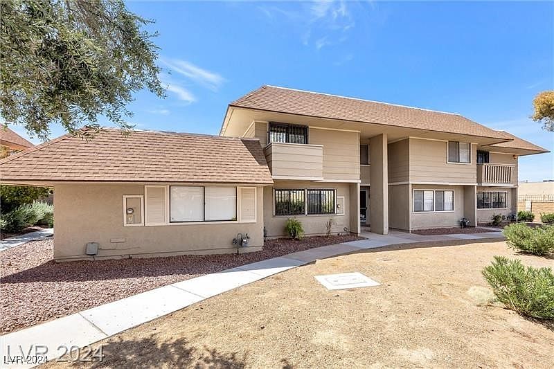 1st image of 2520 Paradise Village Way